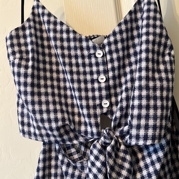 B Darlin Handkerchief two piece set size 11/12 never worn - Picture 2 of 5